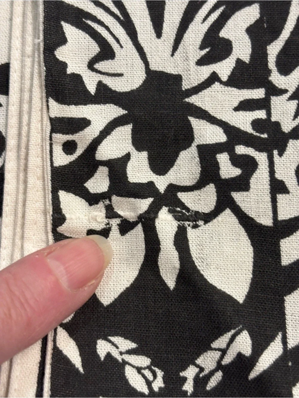 VTG STYLEHOME BLACK & CREAM PAISLEY DAMASK SET OF 4 TABLE PLACEMENTS 13
